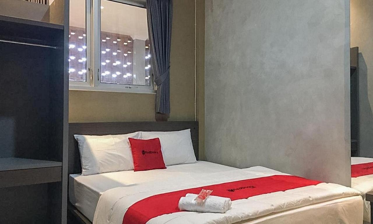 Reddoorz Near Wisata Paribendo Lawang Hotel Exterior photo